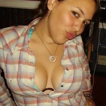 Profil de Millie, 18 ans, Rencontre Lesbienne à Brünisried (Fribourg)