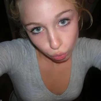 Profil de Ruth, 31 ans, Rencontre Lesbienne à Wasserauen (Appenzell Rhodes-Intérieures)