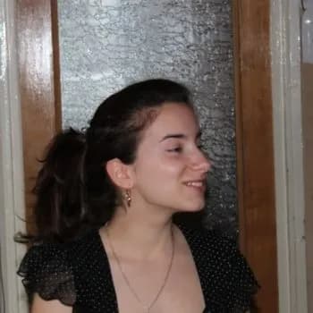 Profil de Liliane, 20 ans, Rencontre Lesbienne à Plan-les-Ouates (Genève)