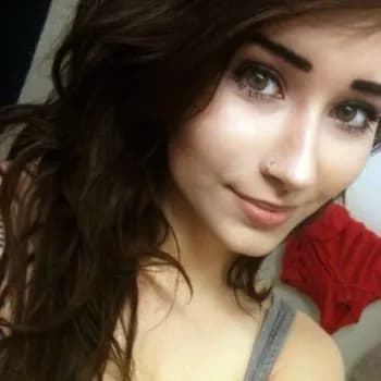 Profil de Ela, 32 ans, Rencontre Lesbienne à Termen (Valais)