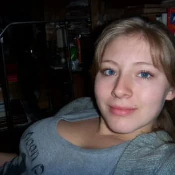 Profil de Dahlia, 18 ans, Rencontre Lesbienne à Mandach (Argovie)