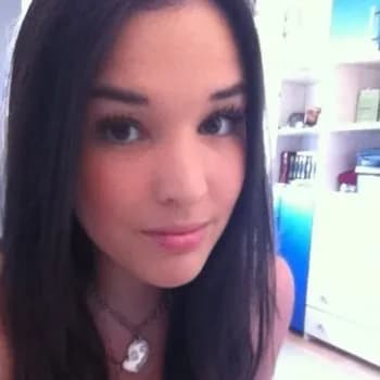 Profil de Emmanuelle, 23 ans, Rencontre Lesbienne à Miex (Valais)