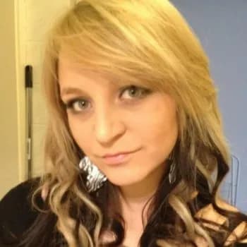 Profil de Louane, 18 ans, Rencontre Lesbienne à Hospental (Uri)