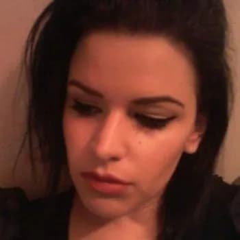 Profil de Gina, 26 ans, Rencontre Lesbienne à Ringoldswil (Berne)