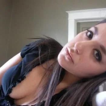 Profil de Célia, 32 ans, Rencontre Lesbienne à Hölstein (Bâle-Campagne)