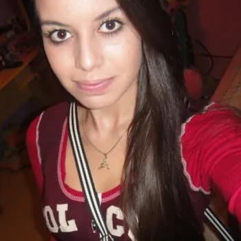 Profil de Hasna, 23 ans, Rencontre Lesbienne à Nufenen (Grisons)