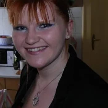 Profil de Isra, 20 ans, Rencontre Lesbienne à Biberen (Berne)