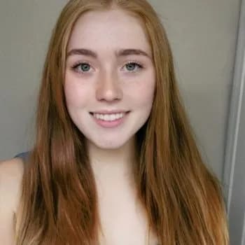 Profil de Nadia, 19 ans, Rencontre Lesbienne à Aldesago (Tessin)