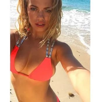 Profil de Elya, 25 ans, Rencontre Lesbienne à Engi (Glaris)