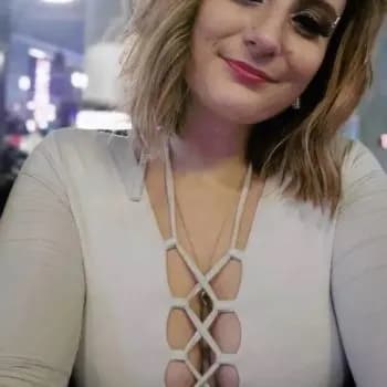 Profil de Rym, 28 ans, Rencontre Lesbienne à Besazio (Tessin)