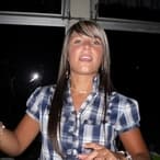 Norah Rencontre lesbienne Wolfhalden