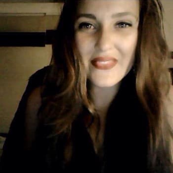 Rayhana Rencontre lesbienne Bursins