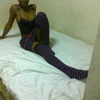 Alison Rencontre lesbienne Castaneda