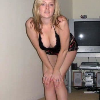 Kamilia Rencontre lesbienne Erlinsbach SO