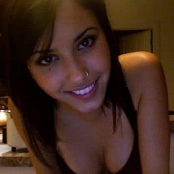 Léonore Rencontre lesbienne Hérémence