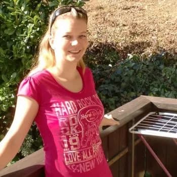 Razane - Rencontre Lesbienne à Boltigen Profil de Razane, 26 ans, Rencontre Lesbienne à Boltigen (Berne)