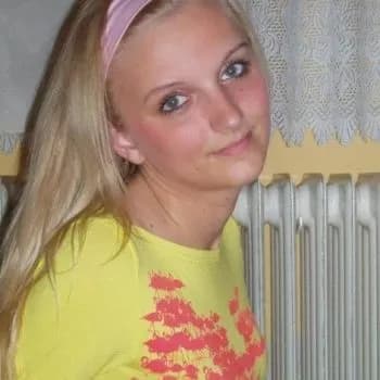 Leonor - Rencontre Lesbienne à Mörel Profil de Leonor, 27 ans, Rencontre Lesbienne à Mörel (Valais)