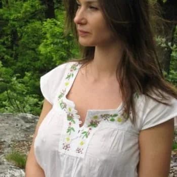 Eliz - Rencontre Lesbienne à Naters Profil de Eliz, 23 ans, Rencontre Lesbienne à Naters (Valais)