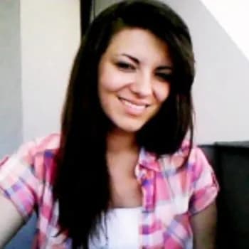 Zina - Rencontre Lesbienne à Marmorera Profil de Zina, 22 ans, Rencontre Lesbienne à Marmorera (Grisons)